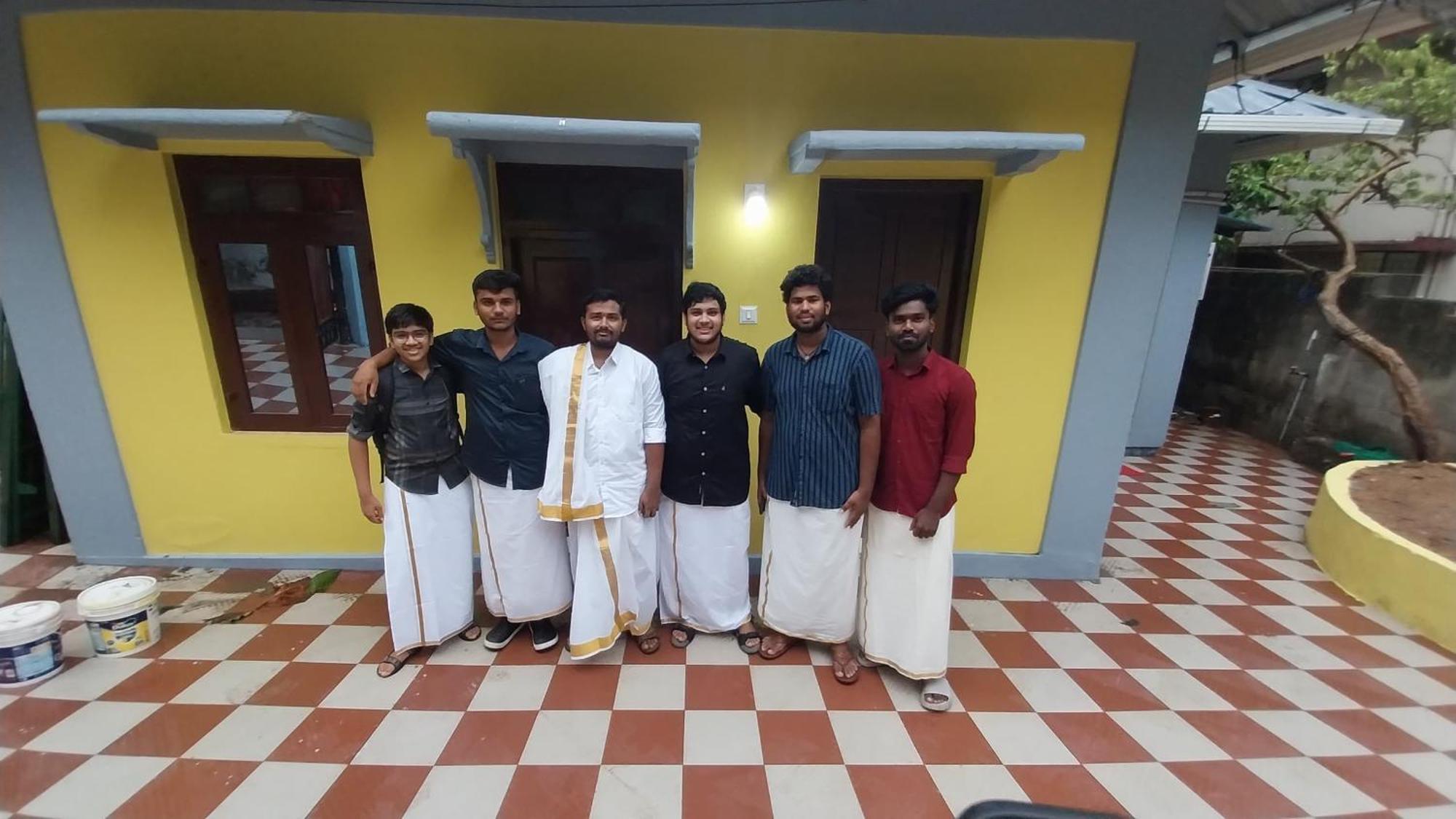Hostel Gandhi Thiruvananthapuram ภายนอก รูปภาพ